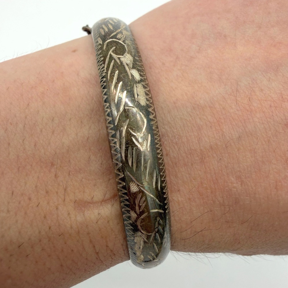 Antique 925 Sterling Silver Hinged Bangle Bracelet Hand Engraved Floral 7"